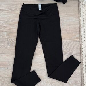 Like new Ivivva Black Leggings